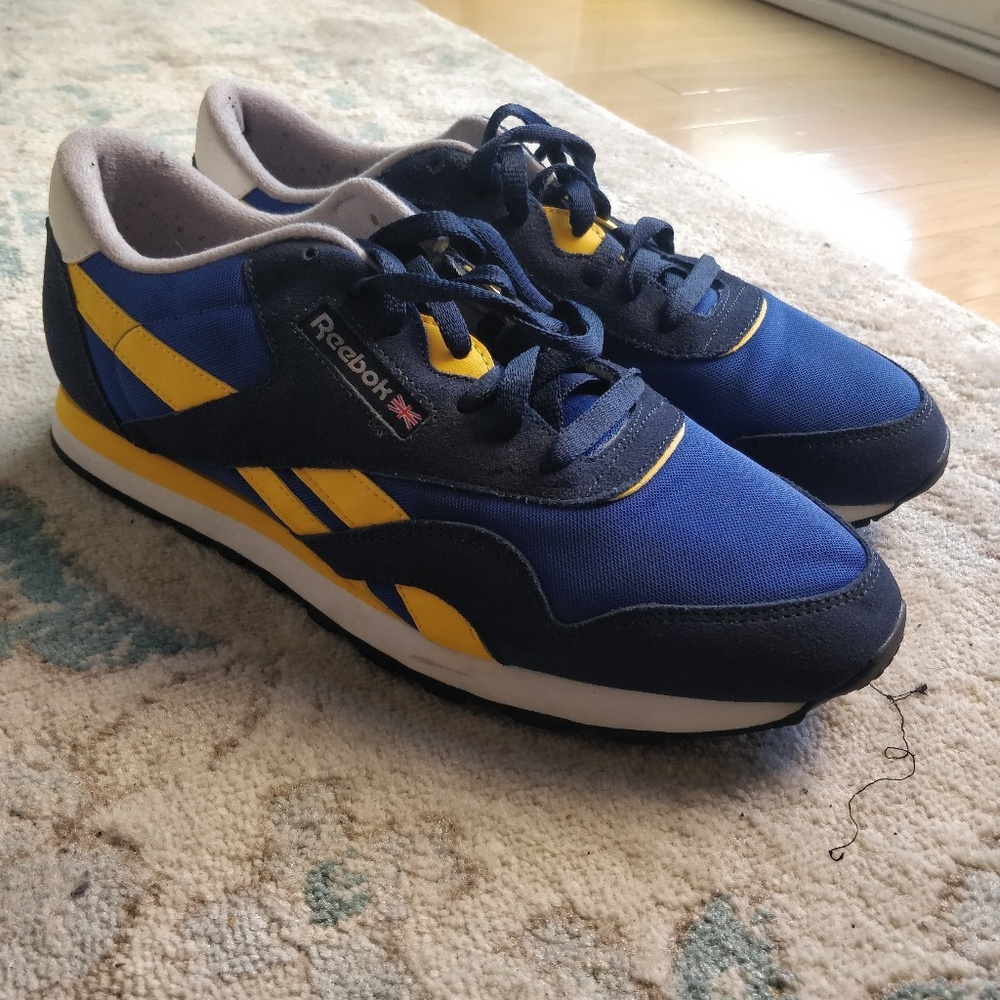 Reebok Classic shoes sized 12